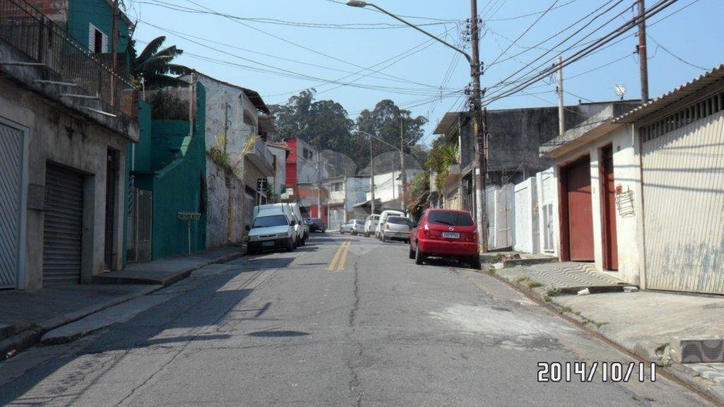 Sobrado à venda com 3 quartos em Jardim Peri, São Paulo, SP
