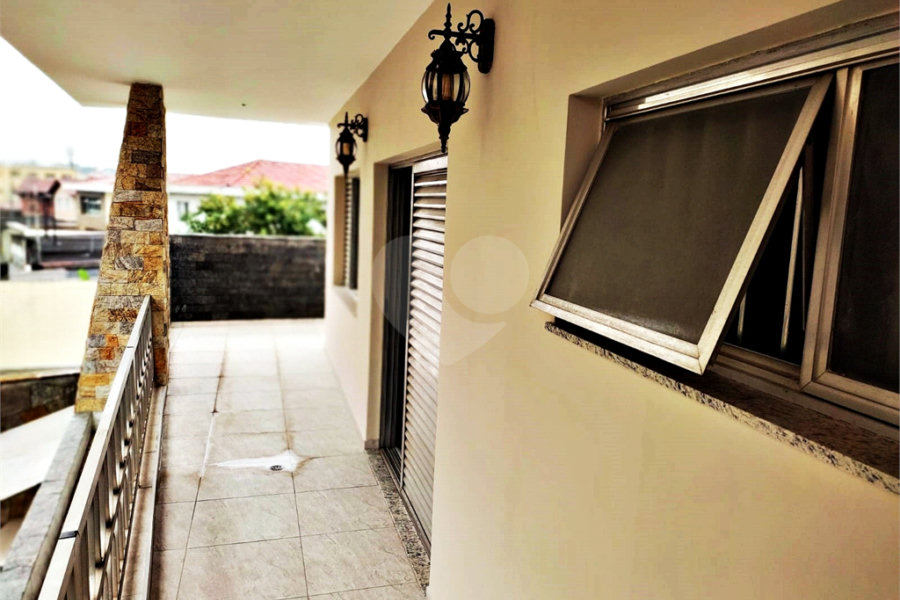 Sobrado à venda com 5 quartos, sendo 2 suítes, em Vila Nova Cachoeirinha, São Paulo, SP