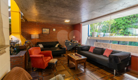 Casa de Vila à venda com 3 quartos, sendo 1 suíte,  em Chácara Monte Alegre, São Paulo, SP