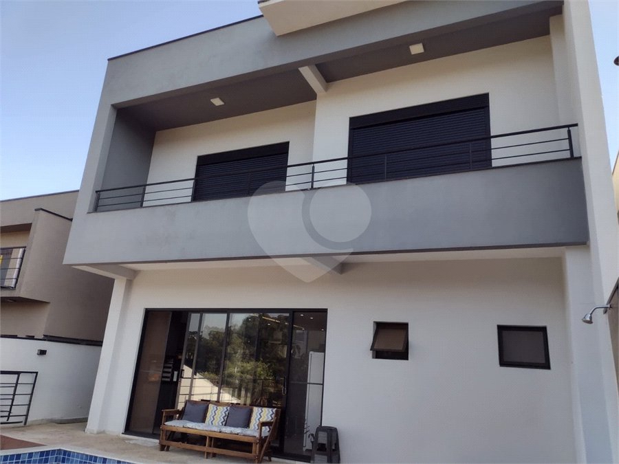 Casa à venda com 4 suítes no condomínio Residencial Villa do Sol, Valinhos - SP