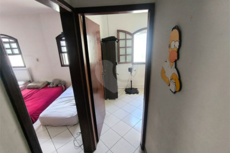 Casa à venda com 5 quartos, sendo 2 suítes, em Jardim Umarizal, São Paulo, SP