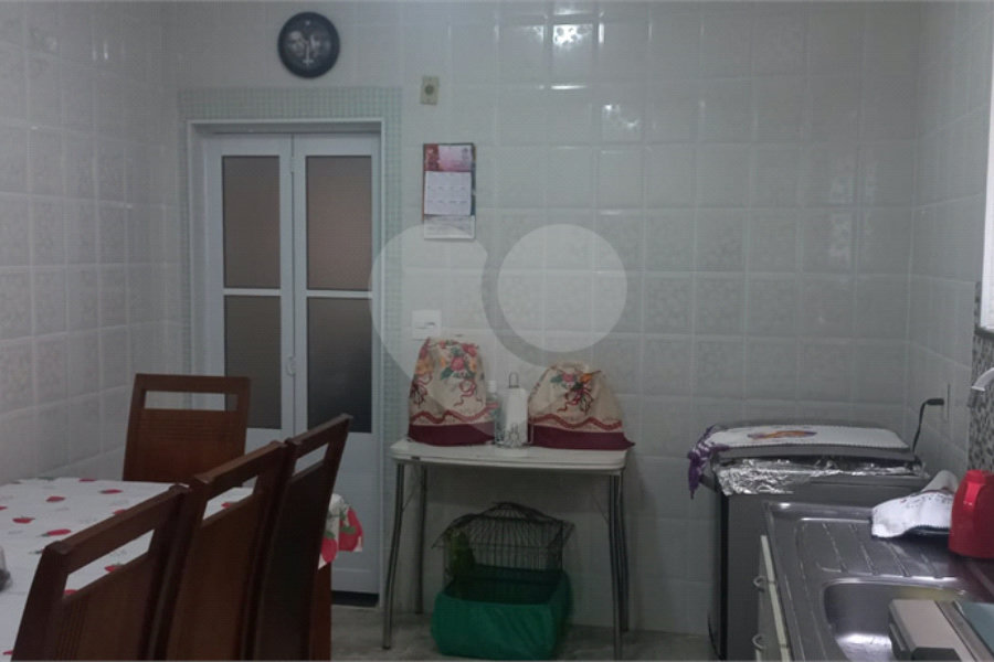 Sobrado à venda com 3 quartos, sendo 1 suíte,  em Tremembé, São Paulo, SP