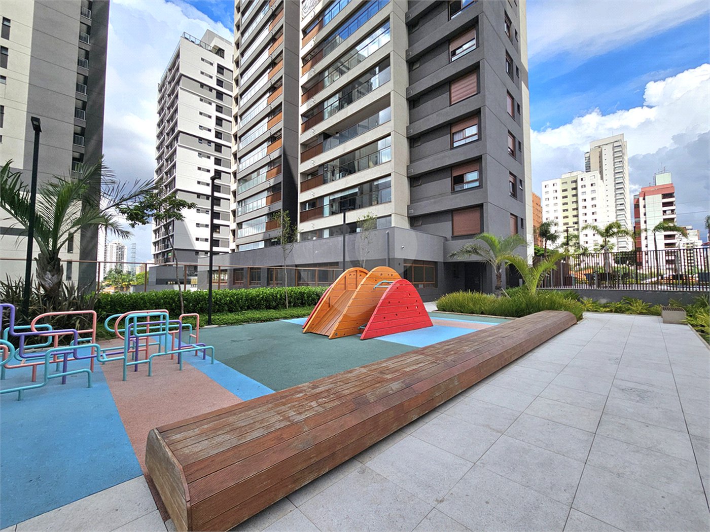 Apartamento à venda com 3 suítes em Brooklin Novo, São Paulo, SP