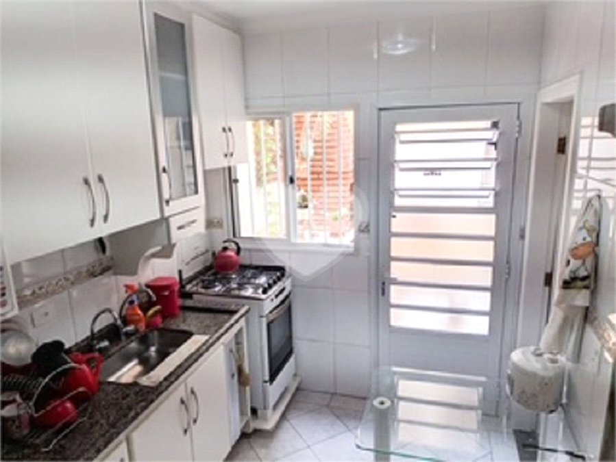 Casa à venda com 3 quartos, sendo 1 suíte, no condomínio Mariana, São Paulo - SP