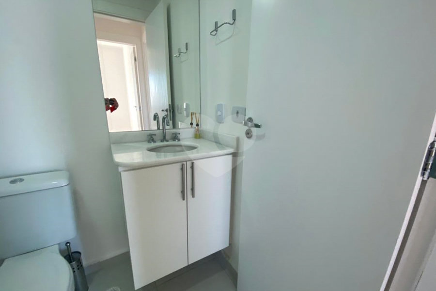 Apartamento à venda ou para alugar com 2 quartos, sendo 1 suíte, em Condomínio Granja Viana Ii, Cotia, SP