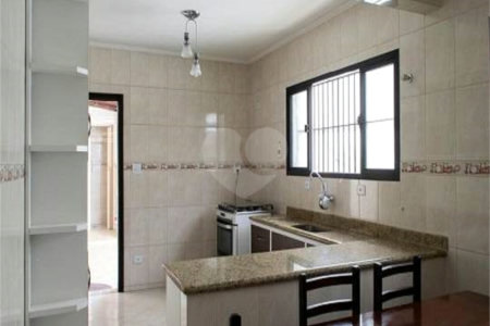 Sobrado à venda com 2 quartos em Vila Paulicéia, São Paulo, SP