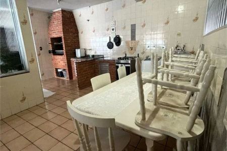 Casa à venda com 3 quartos, sendo 1 suíte,  em Jardim Casablanca, São Paulo, SP