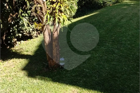 Sobrado à venda com 3 quartos, sendo 1 suíte, em Jardim Itacolomi, São Paulo, SP