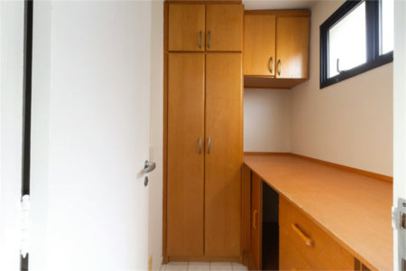 Apartamento à venda com 4 quartos, sendo 2 suítes,  em Vila Hamburguesa, São Paulo, SP