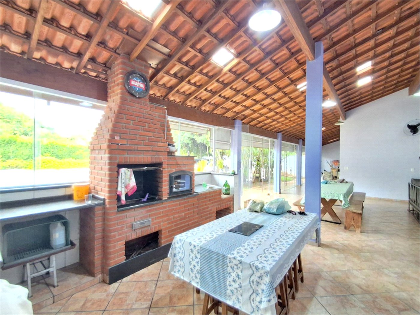 Chácara à venda com 4 quartos, sendo 2 suítes,  no Centro, Araçoiaba da Serra, SP