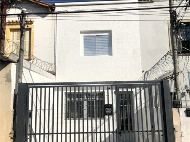 Sobrado à venda com 2 quartos em Santana, São Paulo, SP