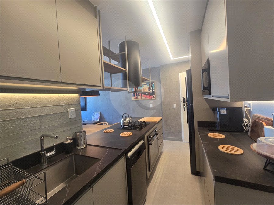 Apartamento para alugar com 2 quartos, sendo 1 suíte, em Leblon, Rio de Janeiro, RJ