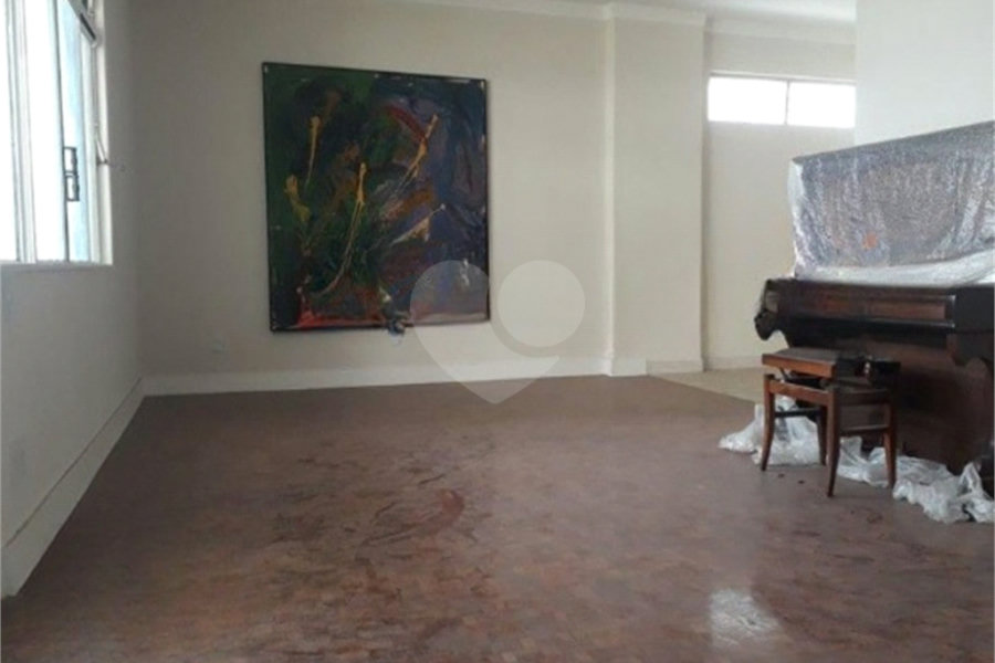 Apartamento à venda com 2 quartos, sendo 1 suíte, em Santa Cecília, São Paulo, SP