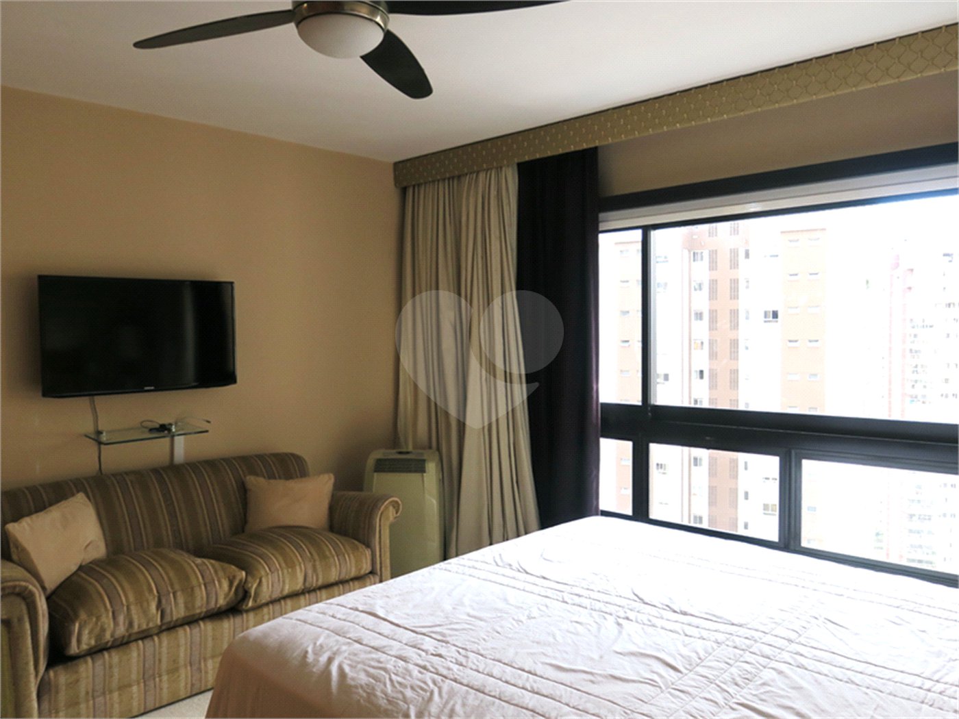 Apartamento à venda com 3 suítes em Vila Suzana, São Paulo, SP