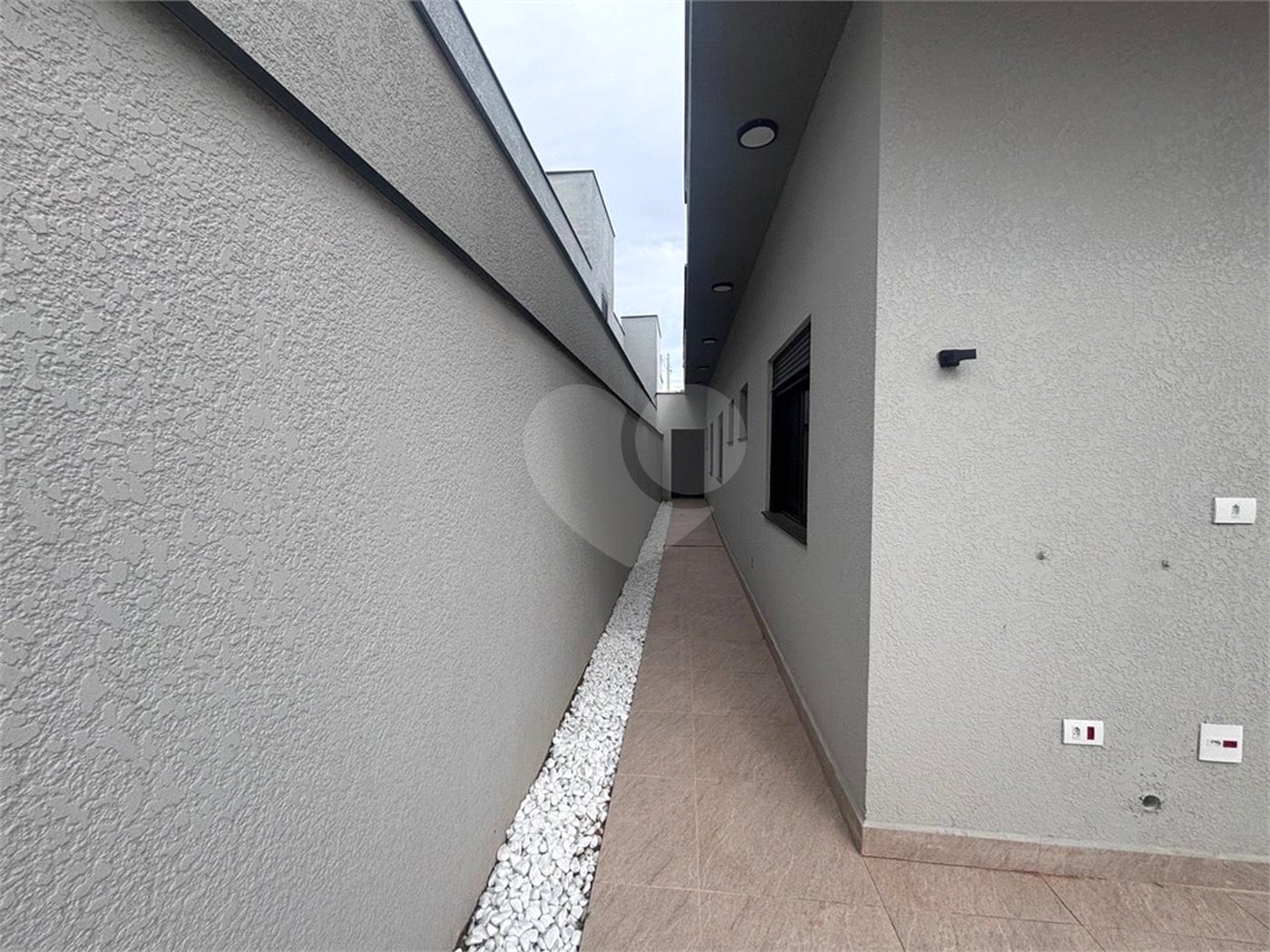 Casa à venda com 3 suítes no condomínio Campos do Conde I e II, Sorocaba - SP