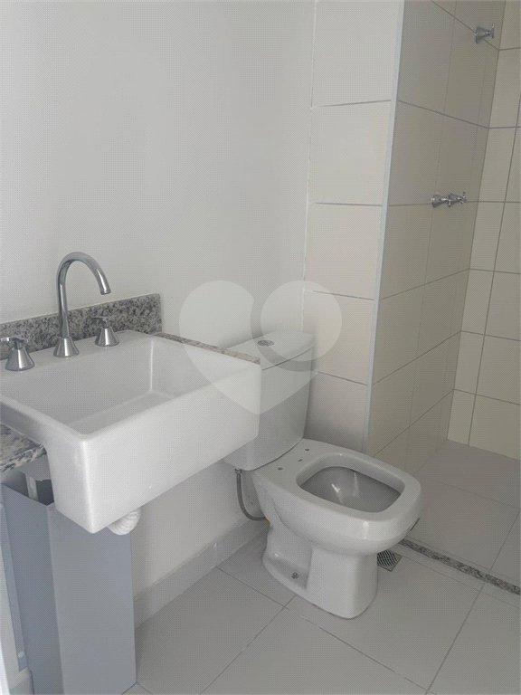 Apartamento à venda com 3 quartos, sendo 1 suíte,  em Barueri, Barueri, SP