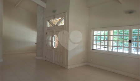 Casa à venda ou para alugar com 6 quartos, sendo 4 suítes,  em Jardim Itaperi, Atibaia, SP