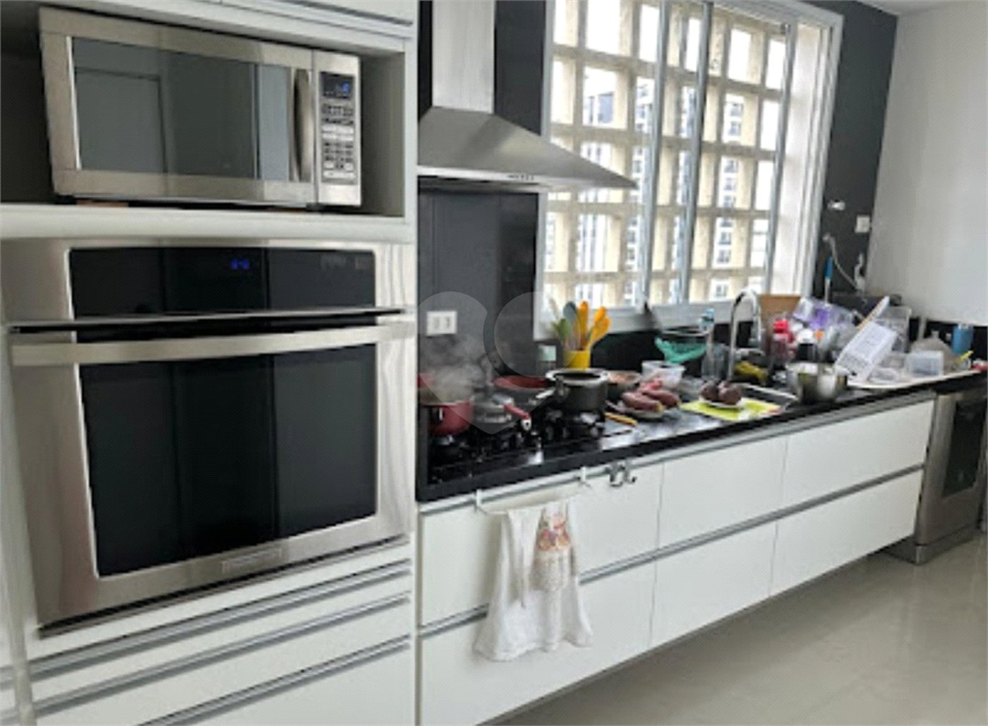 Apartamento à venda com 3 quartos, sendo 1 suíte, em Higienópolis, São Paulo, SP