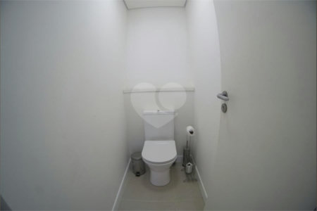 Apartamento à venda com 3 suítes em Cidade São Francisco, São Paulo, SP