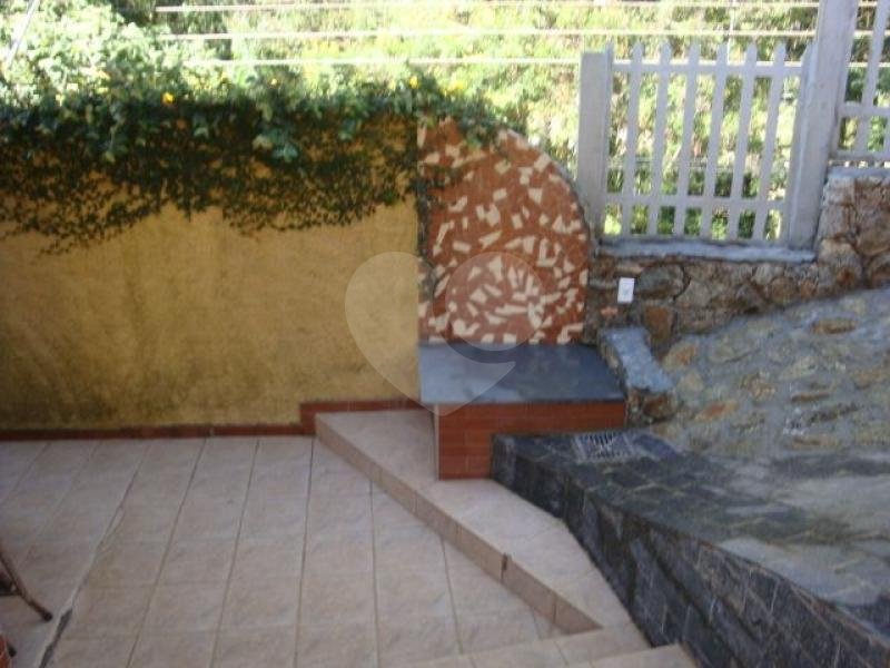 Sobrado à venda com 5 suítes em Juqueri Mirim, Mairiporã, SP