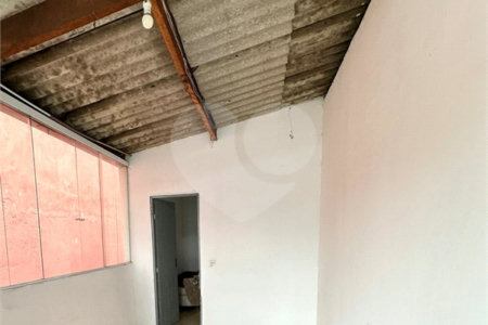 Sobrado à venda com 3 quartos em Jardim das Esmeraldas, São Paulo, SP