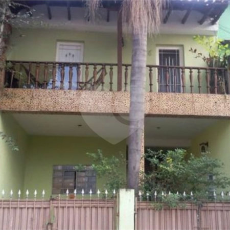 Sobrado à venda com 3 quartos em Jardim Rio Pequeno, São Paulo, SP