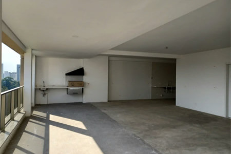 Apartamento à venda com 4 suítes em Real Parque, São Paulo, SP