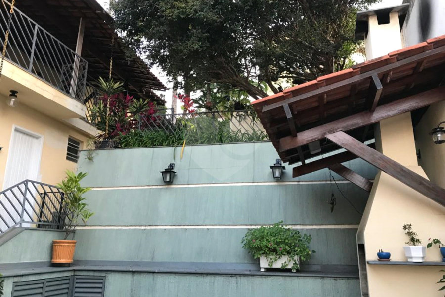 Casa Térrea à venda com 3 quartos, sendo 2 suítes, em Horto Florestal, São Paulo, SP