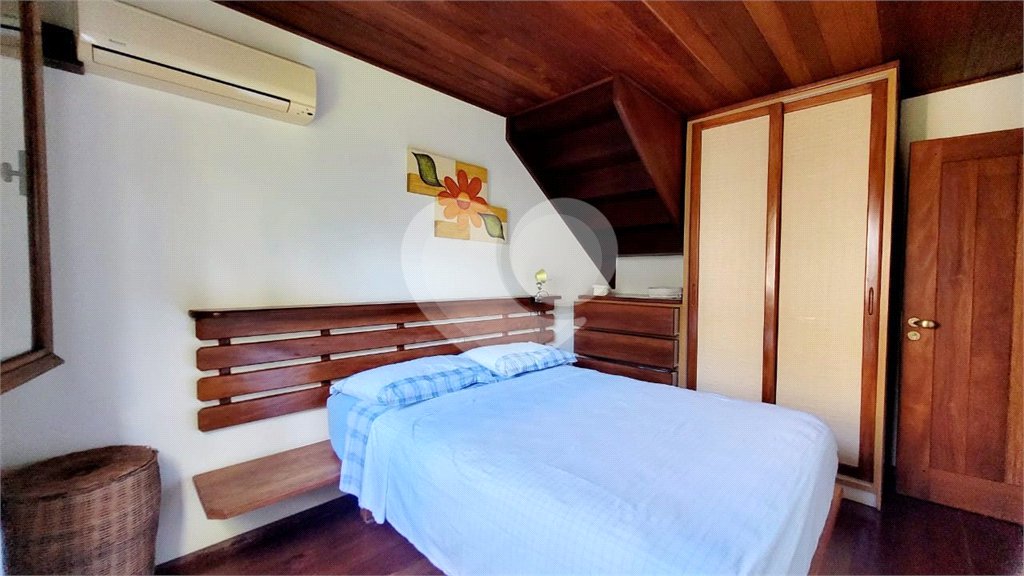 Casa à venda com 3 suítes no Centro, Santa Cruz Cabrália, BA