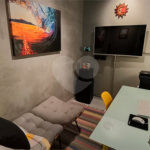 Apartamento à venda com 2 quartos, sendo 1 suíte, em Pitangueiras, Guarujá, SP