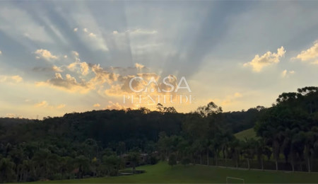 Casa à venda com 23 quartos, sendo 8 suítes,  em Taiaçupeba, Mogi das Cruzes, SP