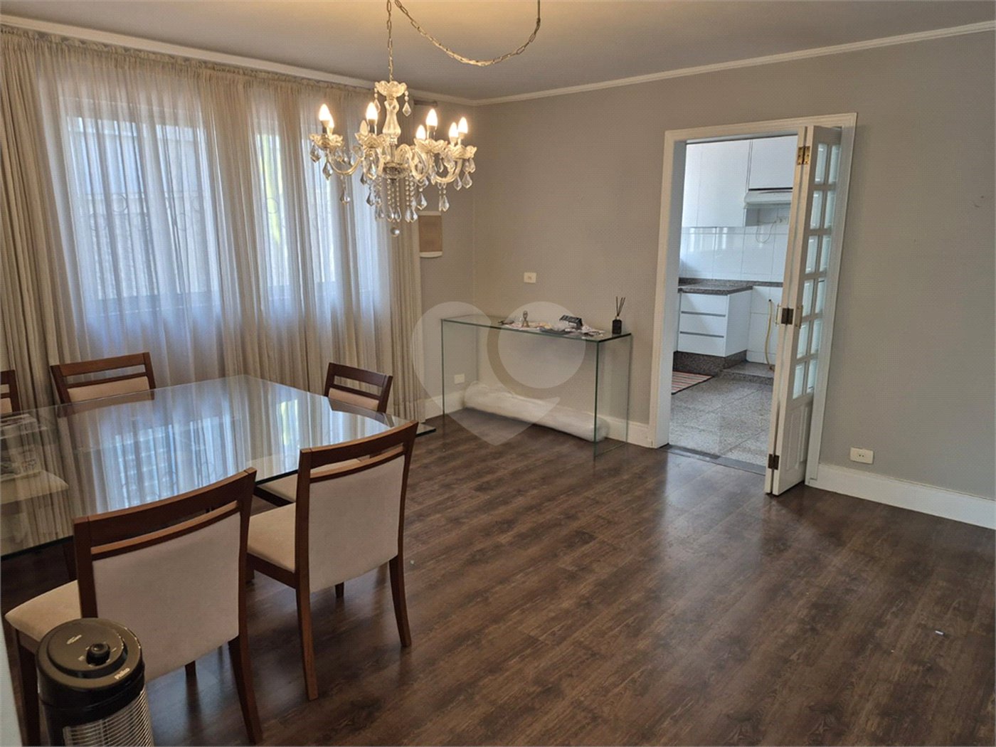 Sobrado à venda com 4 quartos, sendo 1 suíte, em Vila Guilherme, São Paulo, SP
