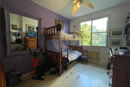 Apartamento à venda com 4 quartos, sendo 1 suíte, em Lagoa, Rio de Janeiro, RJ
