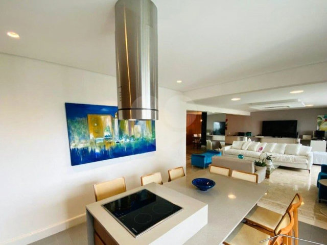 Apartamento à venda com 4 suítes em Santo Amaro, São Paulo, SP