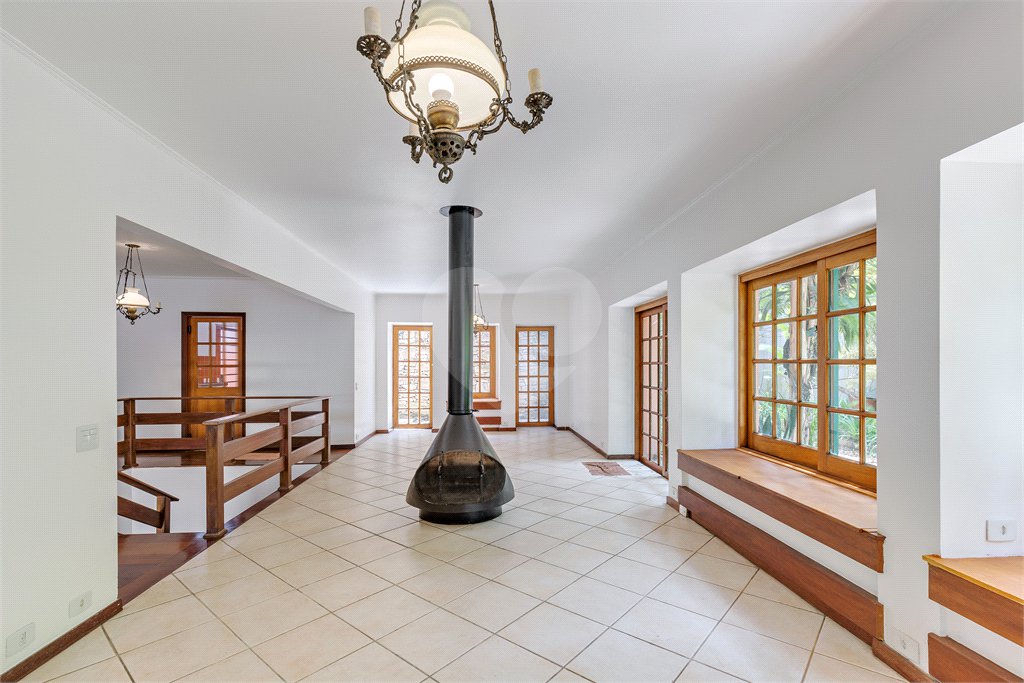 Casa à venda com 3 quartos, sendo 1 suíte,  em Granja Julieta, São Paulo, SP