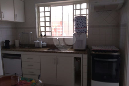 Casa à venda com 4 quartos, sendo 2 suítes, em Jardim Adalgisa, Araraquara, SP