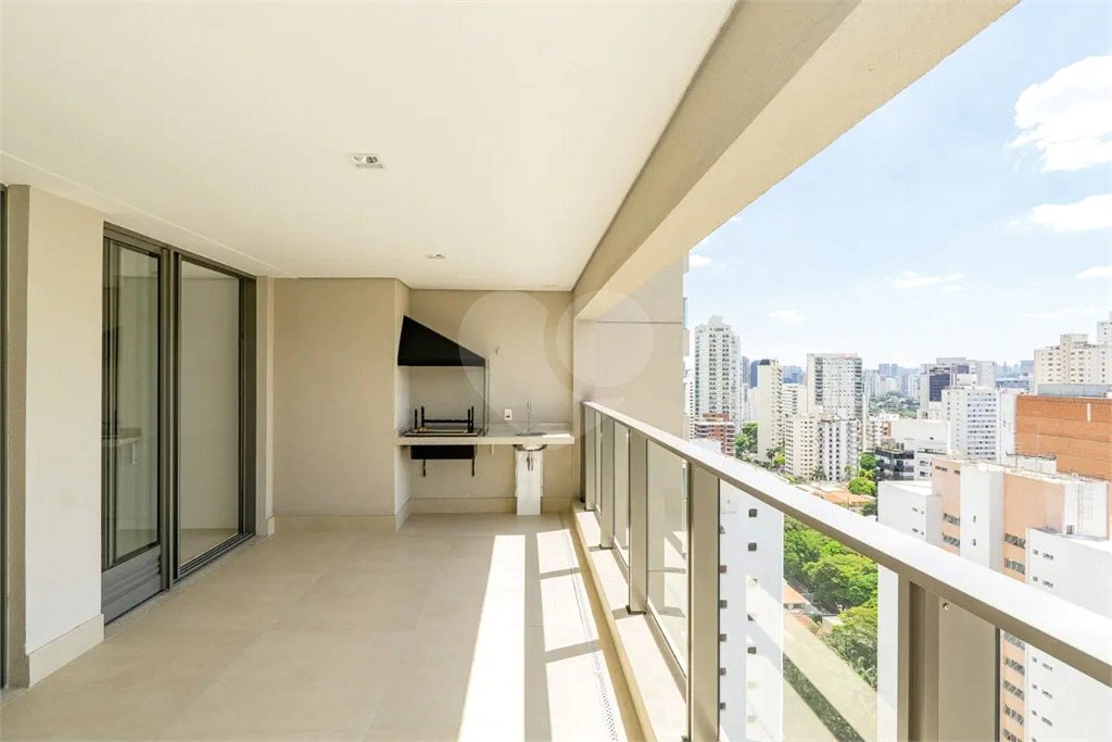 Apartamento à venda com 4 quartos, sendo 3 suítes, em Campo Belo, São Paulo, SP