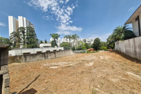 Terreno em rua fechada para Venda Alto da Boa Vista