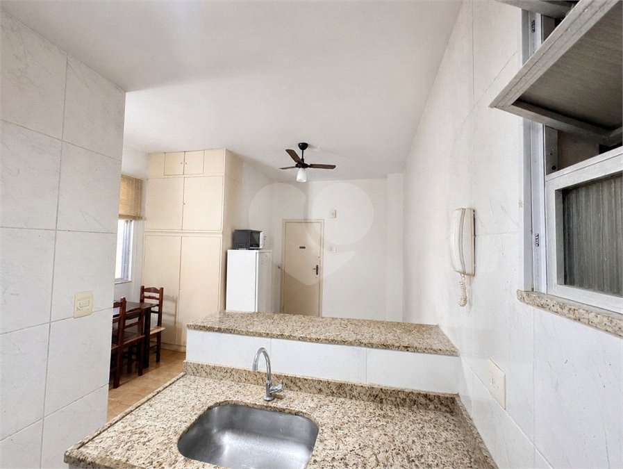 Kitnet à venda com 1 quarto em Catete, Rio de Janeiro, RJ