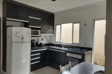 Casa à venda com 3 quartos em Vila Industrial, São José dos Campos, SP