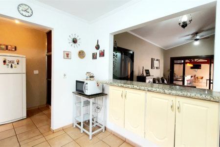 Casa de Vila à venda com 2 quartos, sendo 1 suíte,  em Residencial e Comercial Palmares, Ribeirão Preto, SP