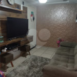 Apartamento no Condomínio Mont Royal