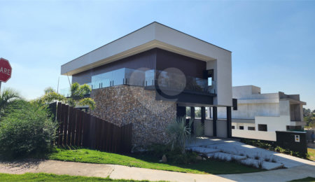 Casa à venda com 3 suítes no condomínio Alphaville Castello, Itu - SP