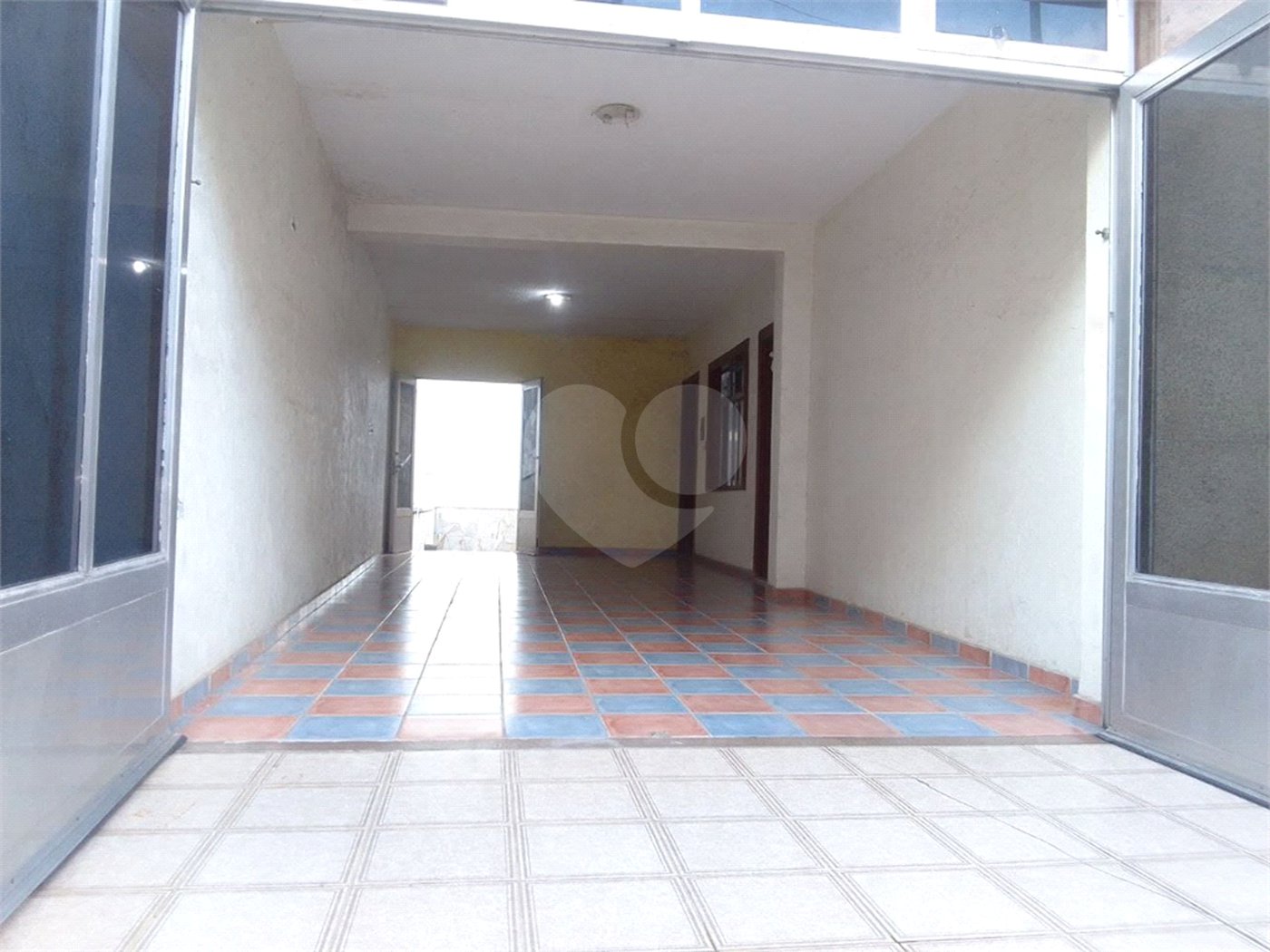 Casa à venda com 2 quartos, sendo 1 suíte, em Parada Inglesa, São Paulo, SP