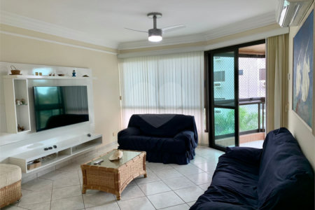 Apartamento à venda com 3 quartos, sendo 2 suítes, em Riviera, Bertioga, SP