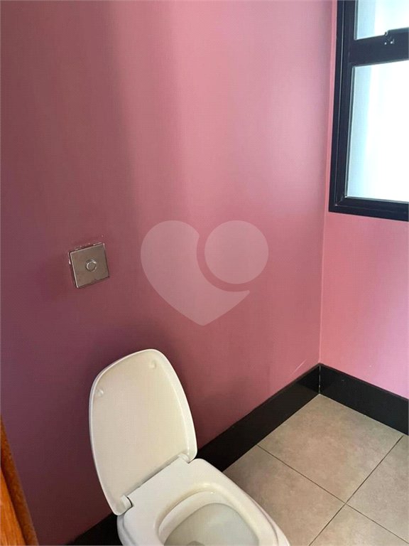Casa à venda com 4 quartos, sendo 2 suítes,  no condomínio Residencial Castanheira, Sorocaba - SP