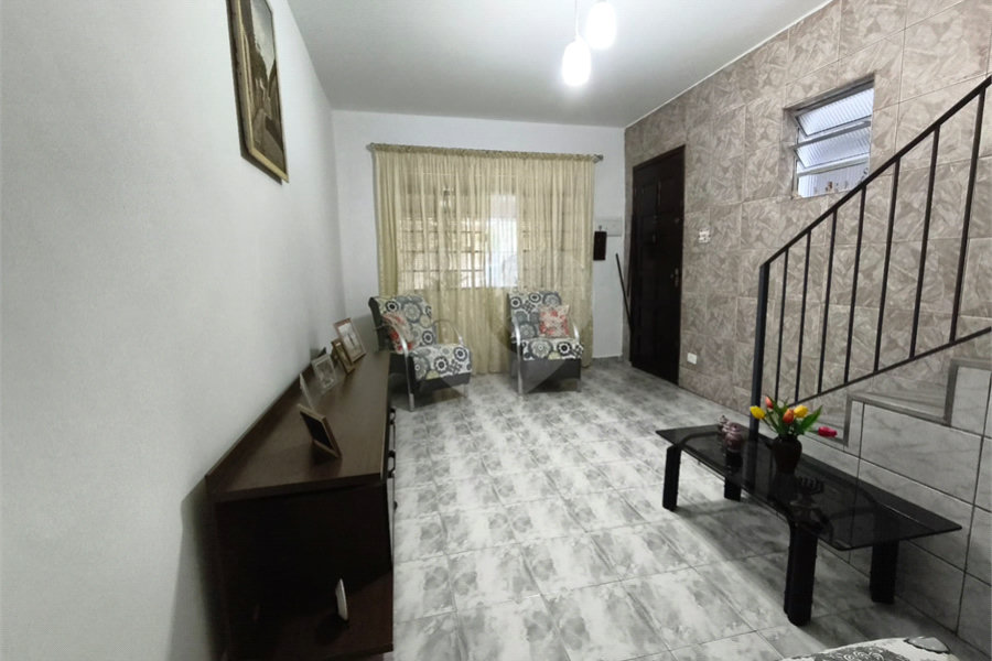 Sobrado à venda com 3 quartos no Brasilândia, São Paulo, SP