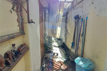Casa à venda com 3 quartos, sendo 1 suíte, em Vila Constança, São Paulo, SP