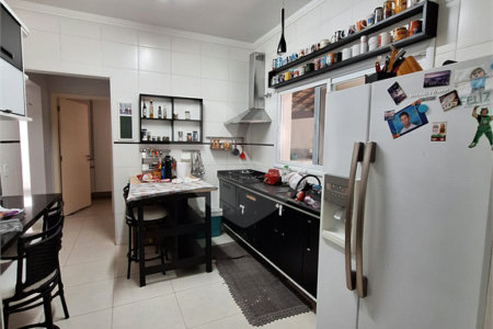 Casa à venda com 3 suítes no condomínio Villaggio Capriccio, Louveira - SP
