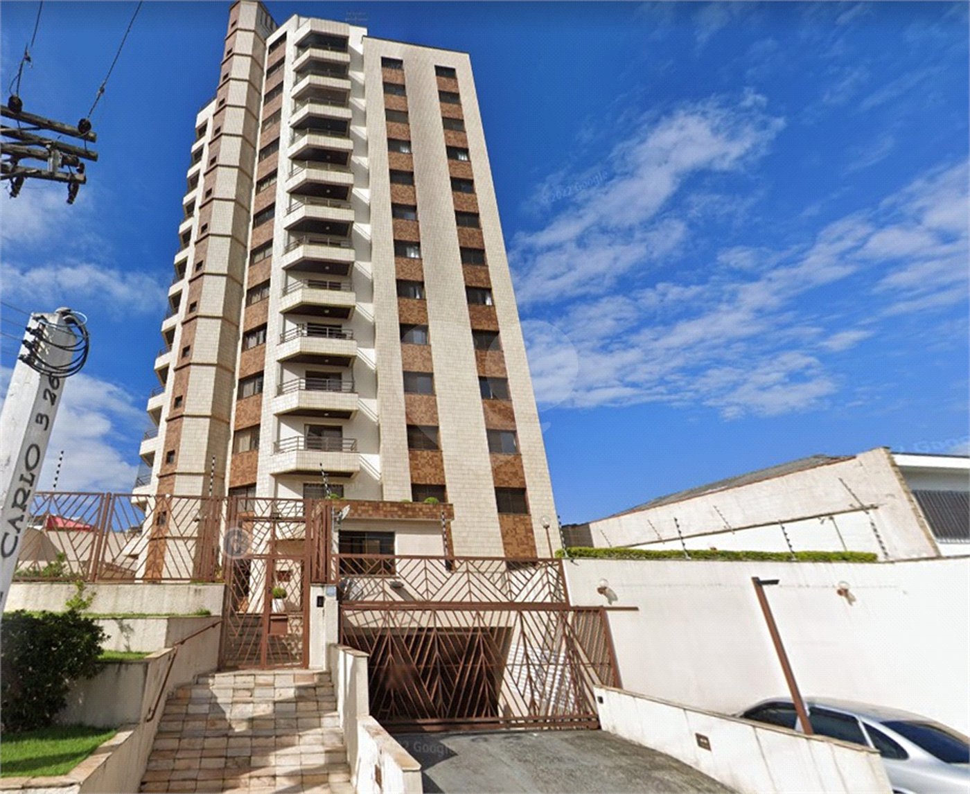 Apartamento à venda com 2 quartos, sendo 1 suíte,  em Jardim Teresa, São Paulo, SP
